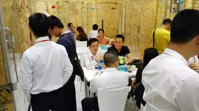 威尼斯app官网