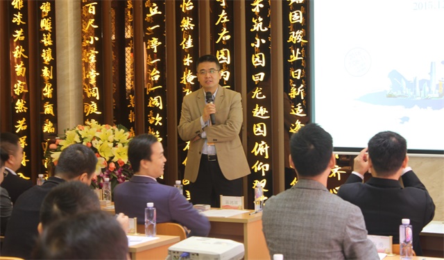 威尼斯app官网
